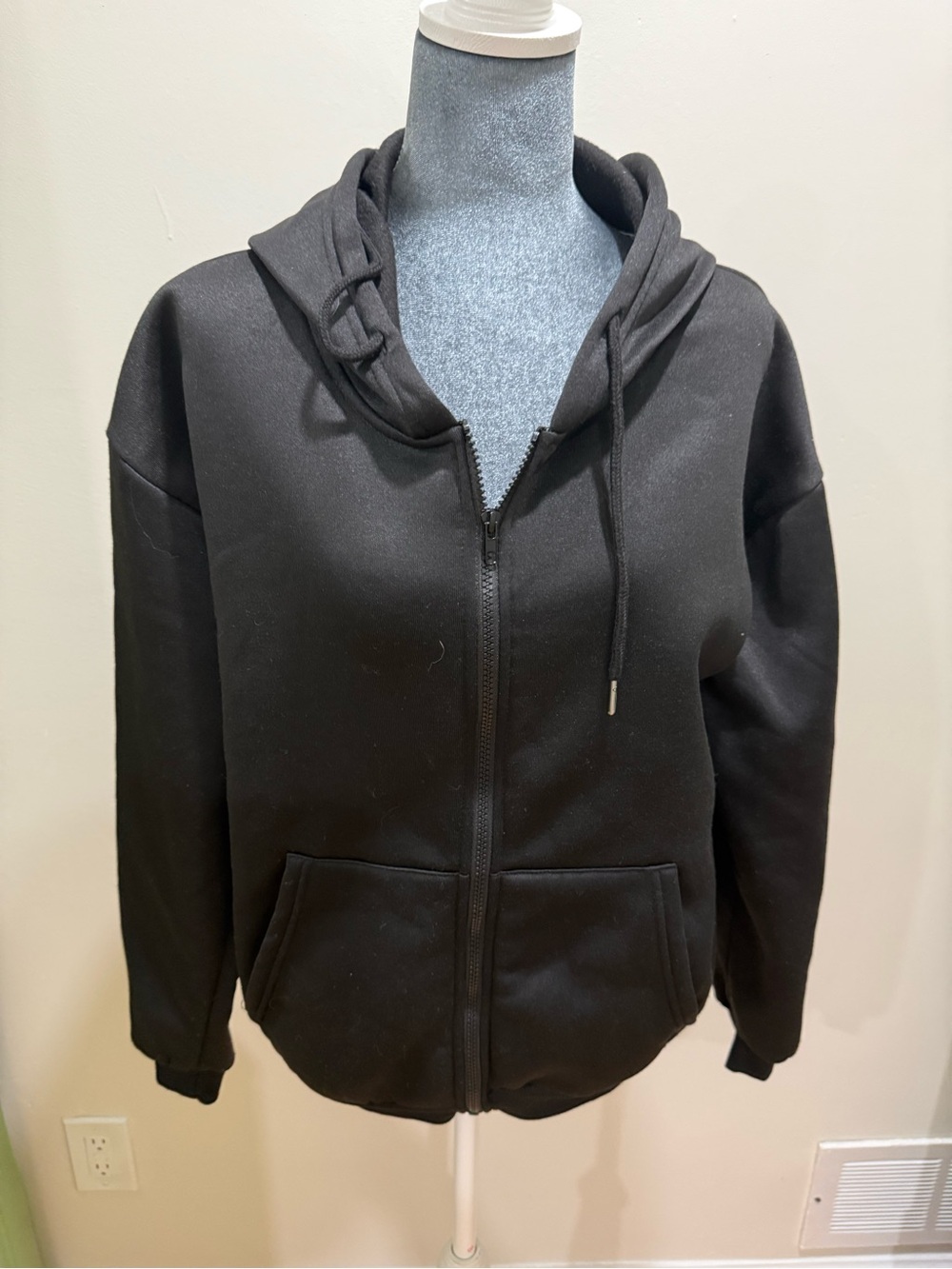 SHEIN Black Polyester Hoodie XS